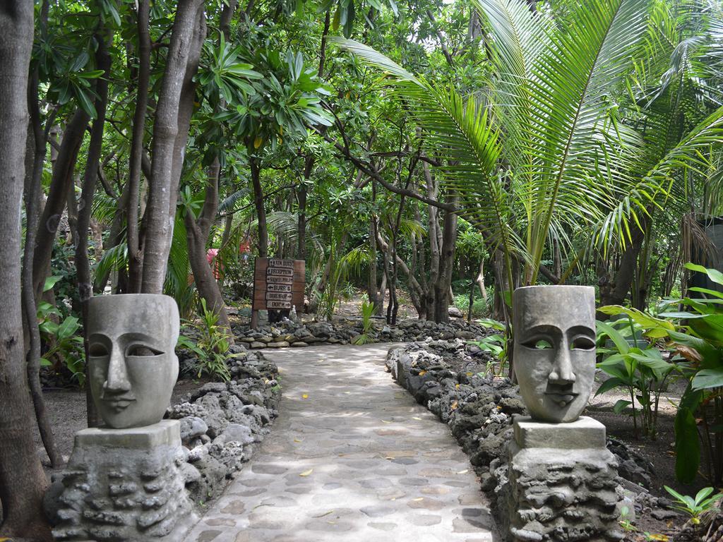 Mantaray Island Resort Nanuya Balavu Island Exterior photo